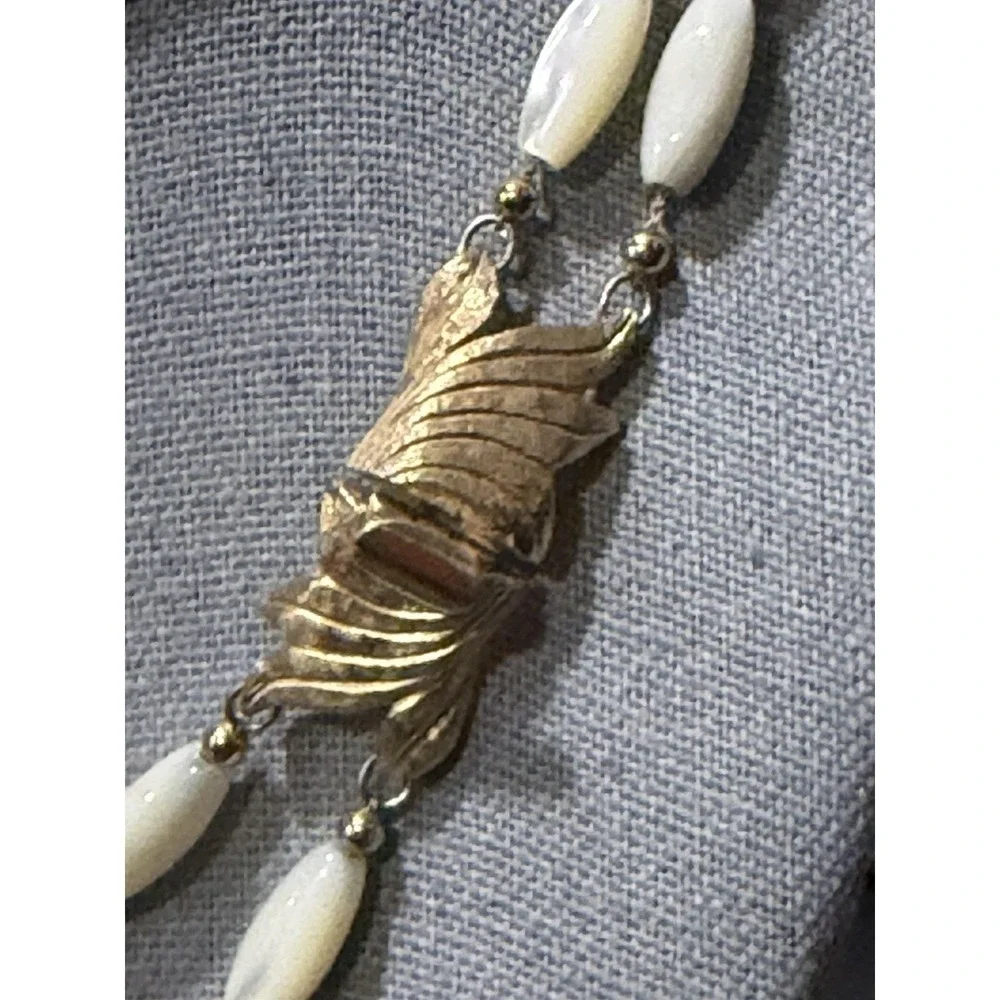 Vintage Napier‎ Double Strand Oblong Mother of Pearl Gold Tone Beded Necklace